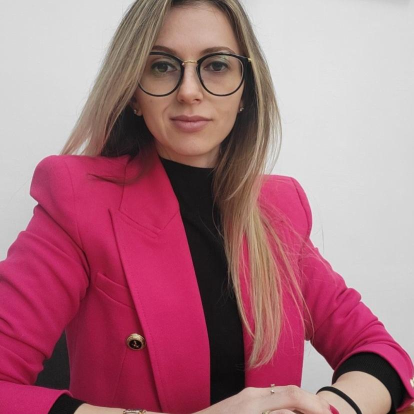 Av.Ana Corogeanu Corogeanu Ana