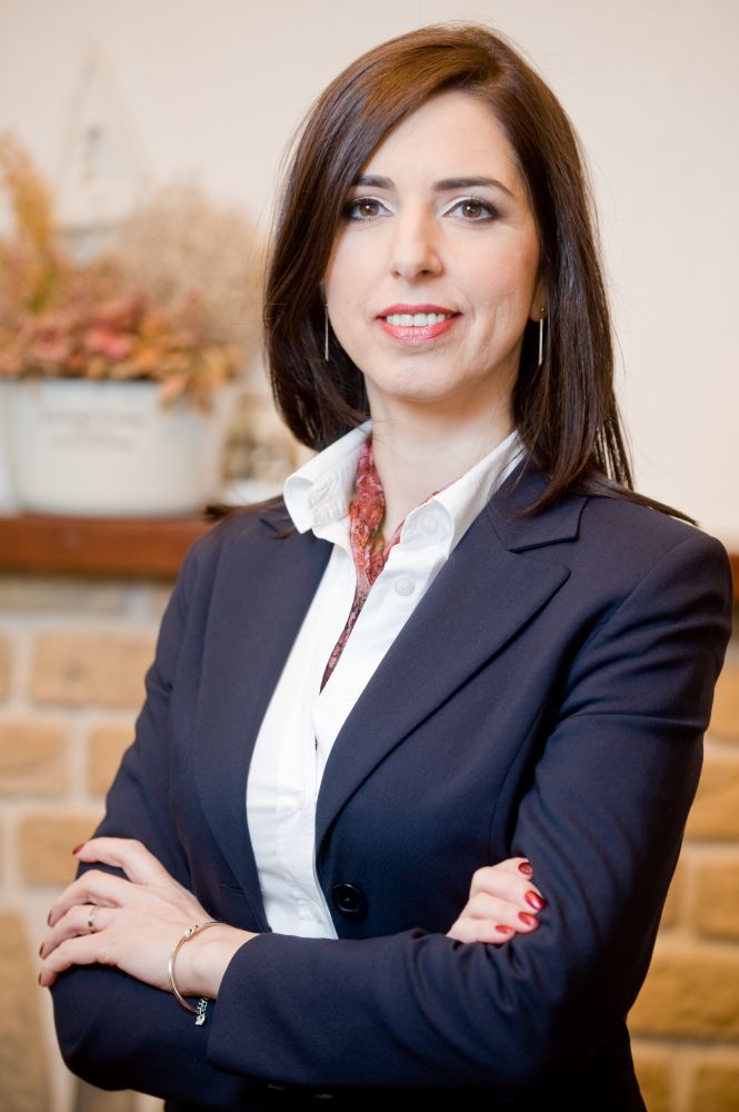 Carmen Banateanu Carmen Banateanu