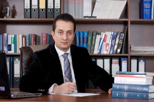 Pocovnicu George Bogdan Pocovnicu George Bogdan