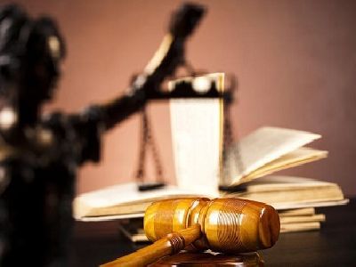 Reglementări legate de profesia de avocat